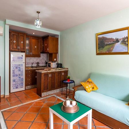 Tuguest Aljibe Del Rey Apartment - Free Parking Granada Exterior photo
