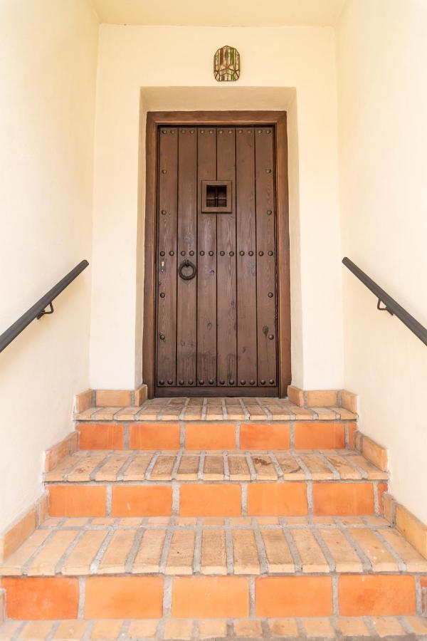 Tuguest Aljibe Del Rey Apartment - Free Parking Granada Exterior photo